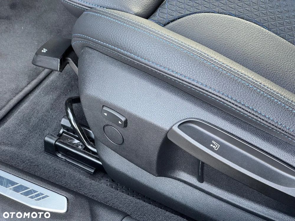 BMW Seria 1 118i M Sport - 23