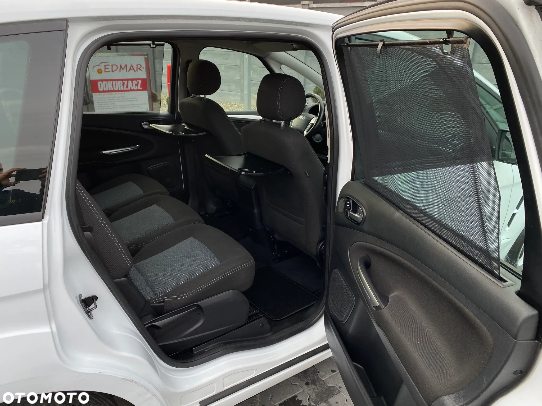 Ford S-Max - 28