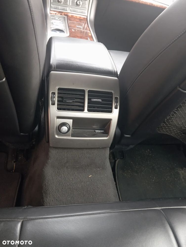 Jaguar XF 3.0 V6 Luxury - 11