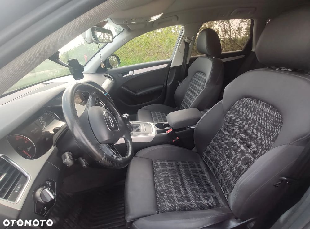 Audi A4 Avant 2.0 TDI - 7