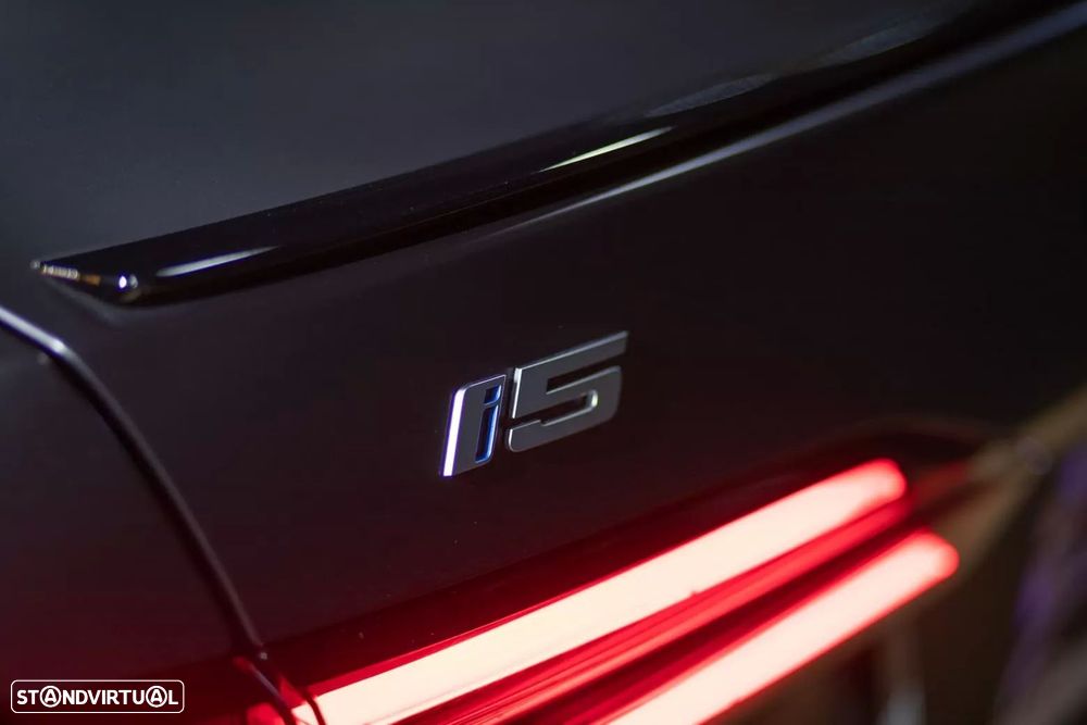 BMW i5 M60 xDrive Pack Desportivo M Pro - 5