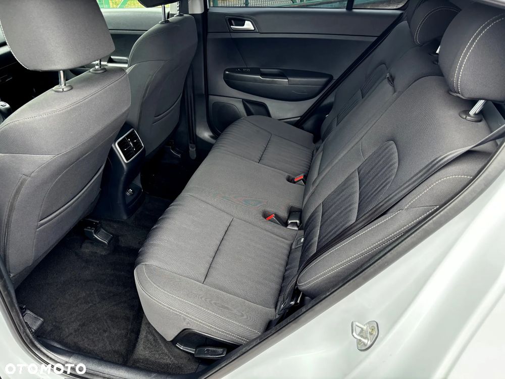 Kia Sportage 1.6 GDI L Business Line Plus 2WD - 16