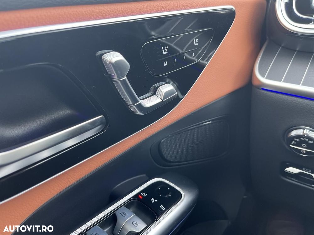 Mercedes-Benz GLC 300 e 4MATIC - 16