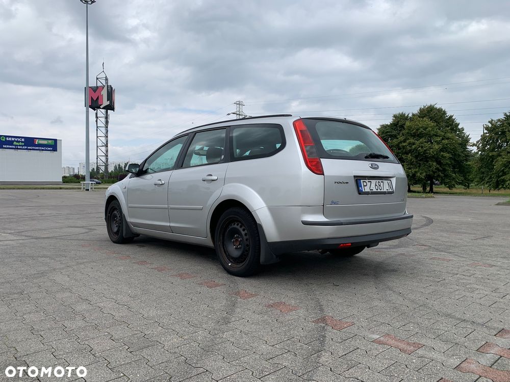 Ford Focus 1.8 TDCi Ghia - 4