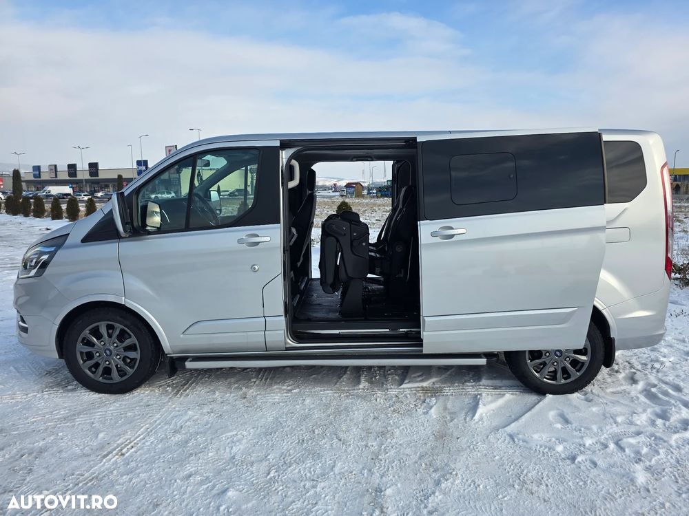 Ford Tourneo Custom Bus 320 2.0 EcoBlue 185 CP L2H1 Titanium X Aut. - 34