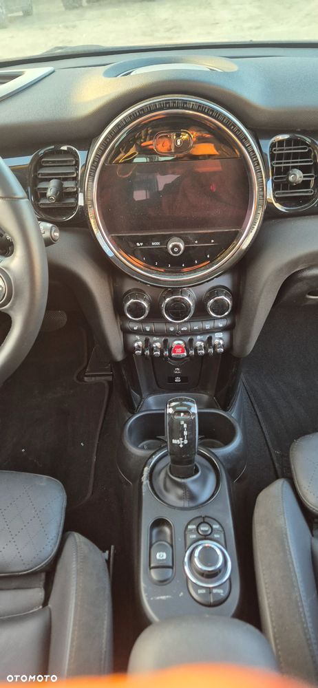 MINI Cooper John Works Trim - 17