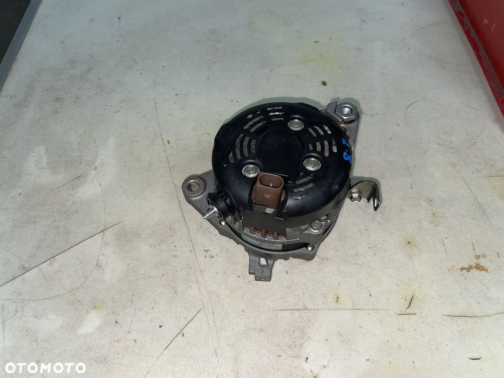 Alternator Toyota Land Cruiser 150 2.8 27060-11350 - ORYGINALNY - 2