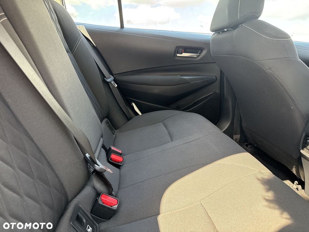 Toyota Corolla - 11