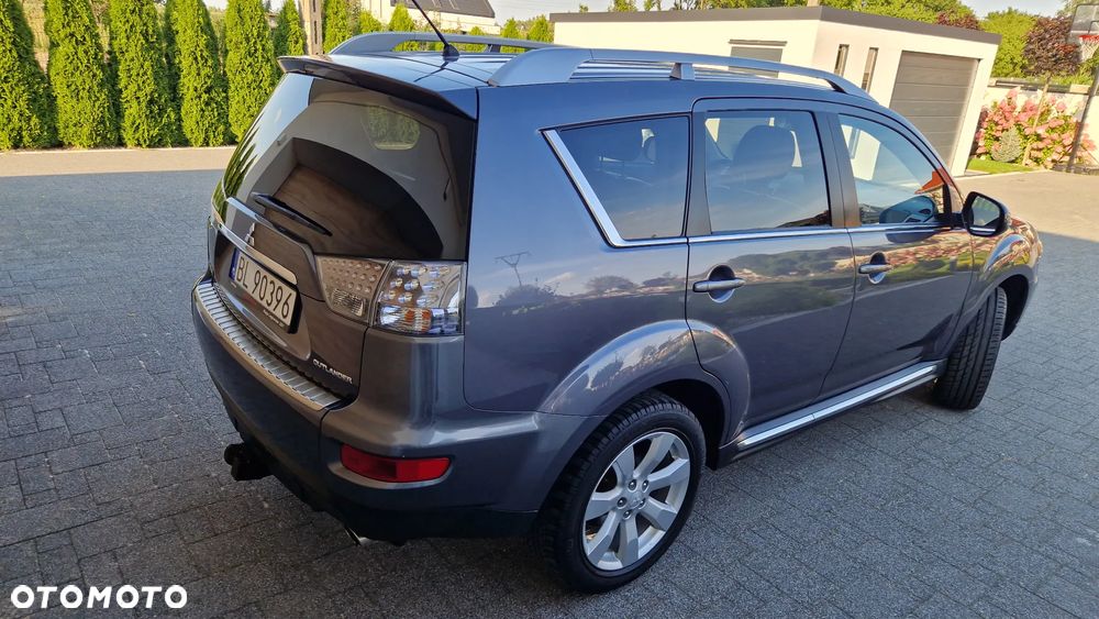 Mitsubishi Outlander 2.0 Invite 2WD - 4