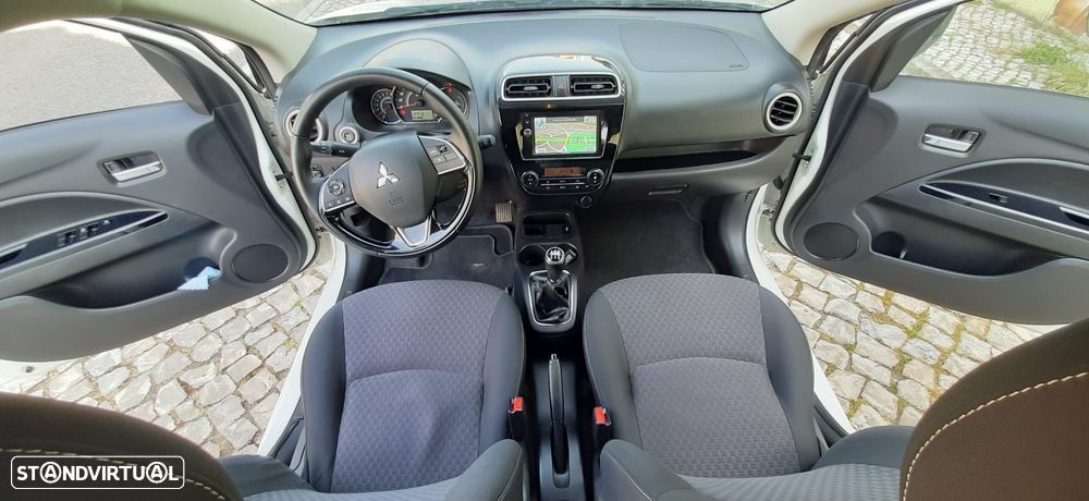 Mitsubishi Space Star 1.2 Intense Connect Edition - 31