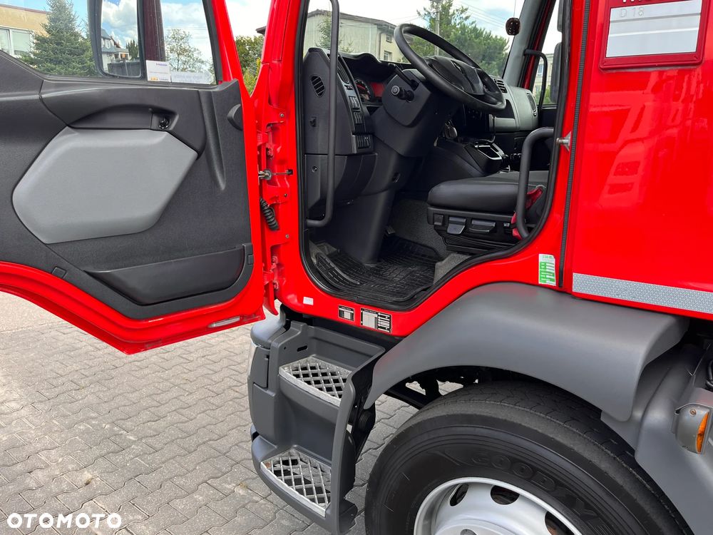 Renault D 256KM / DMC 18 / CHŁODNIA + WINDA / SALON POLSKA / FV 23% - 10