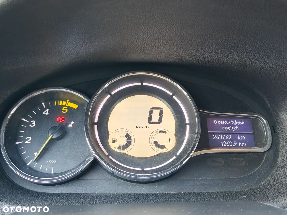 Renault Megane 1.9 dCi FAP Dynamique - 23