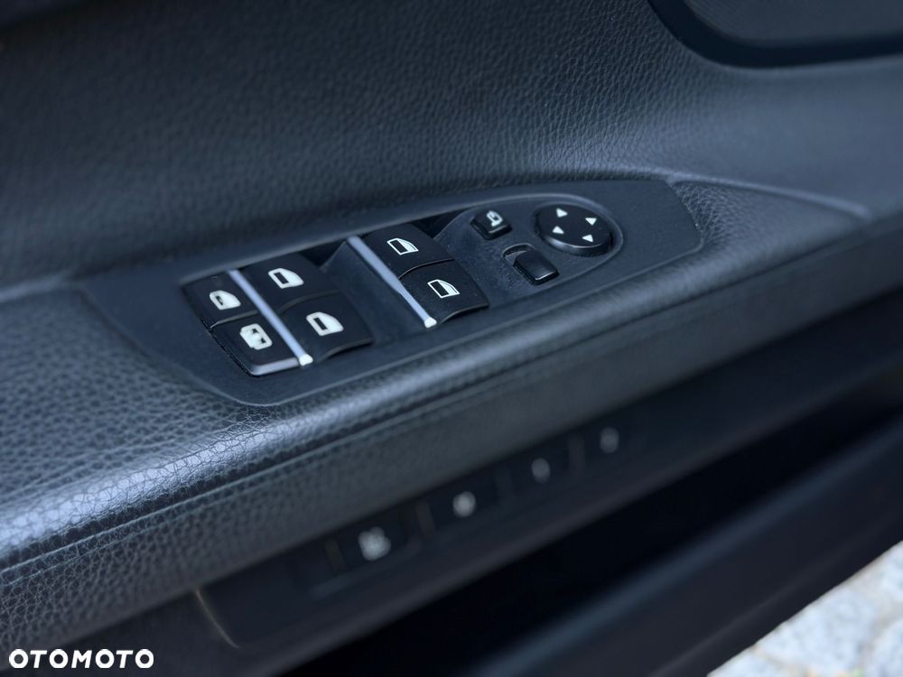 BMW Seria 7 730d - 10