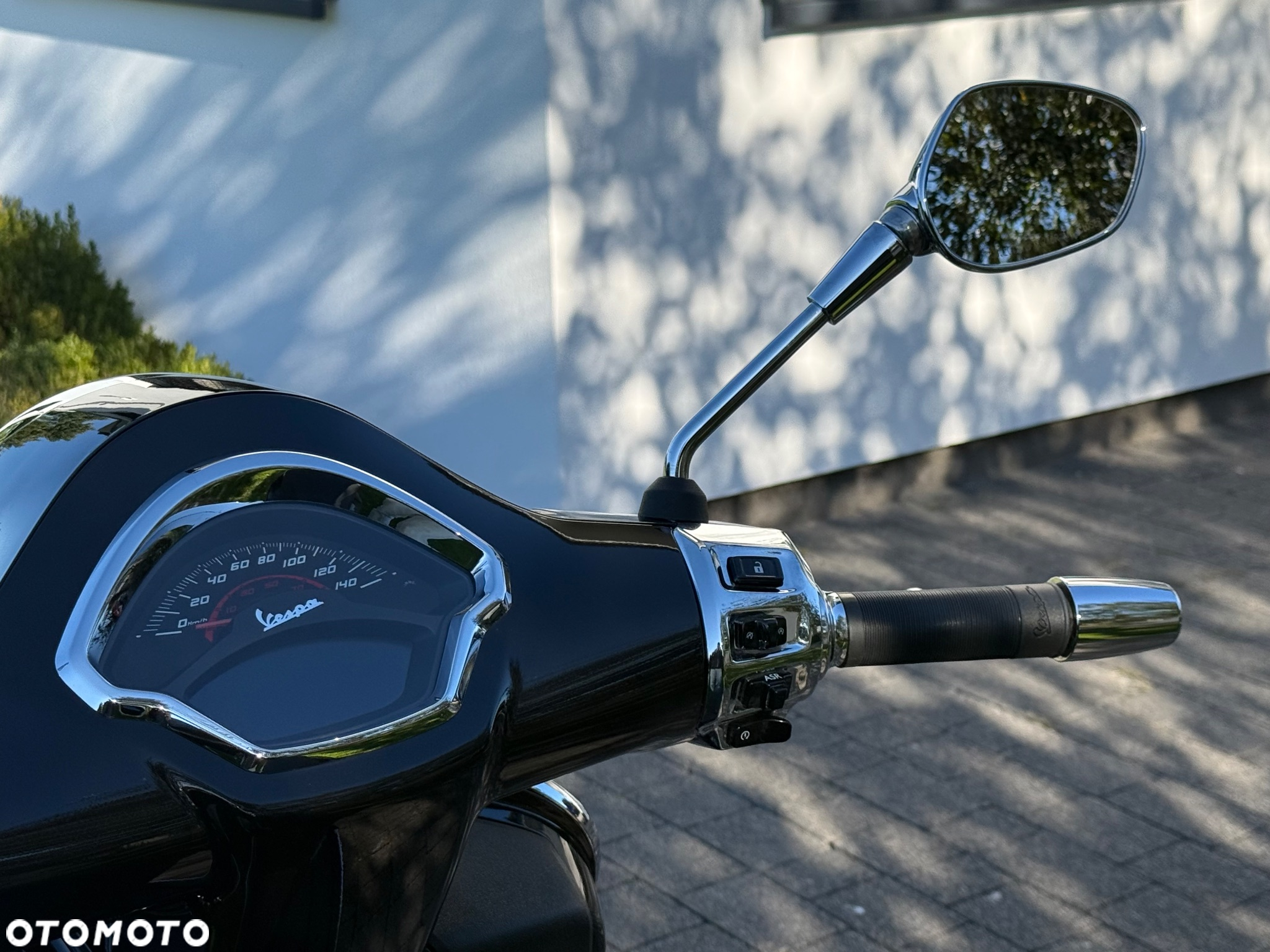 Vespa GTS - 12
