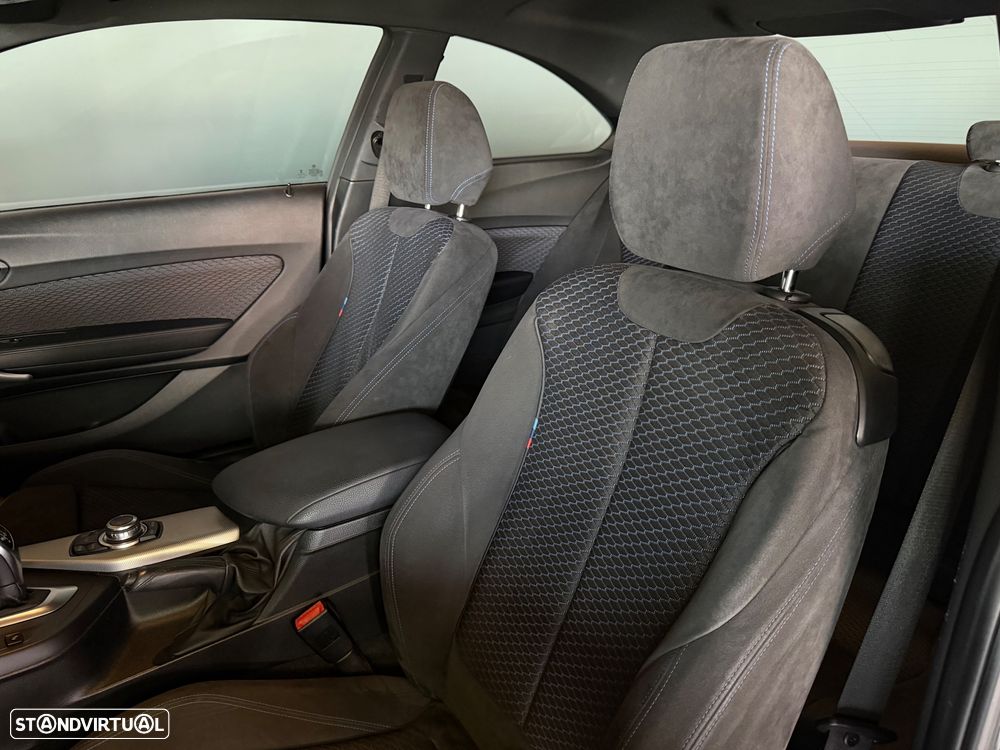 BMW 220 d Coupe Pack M Auto - 14
