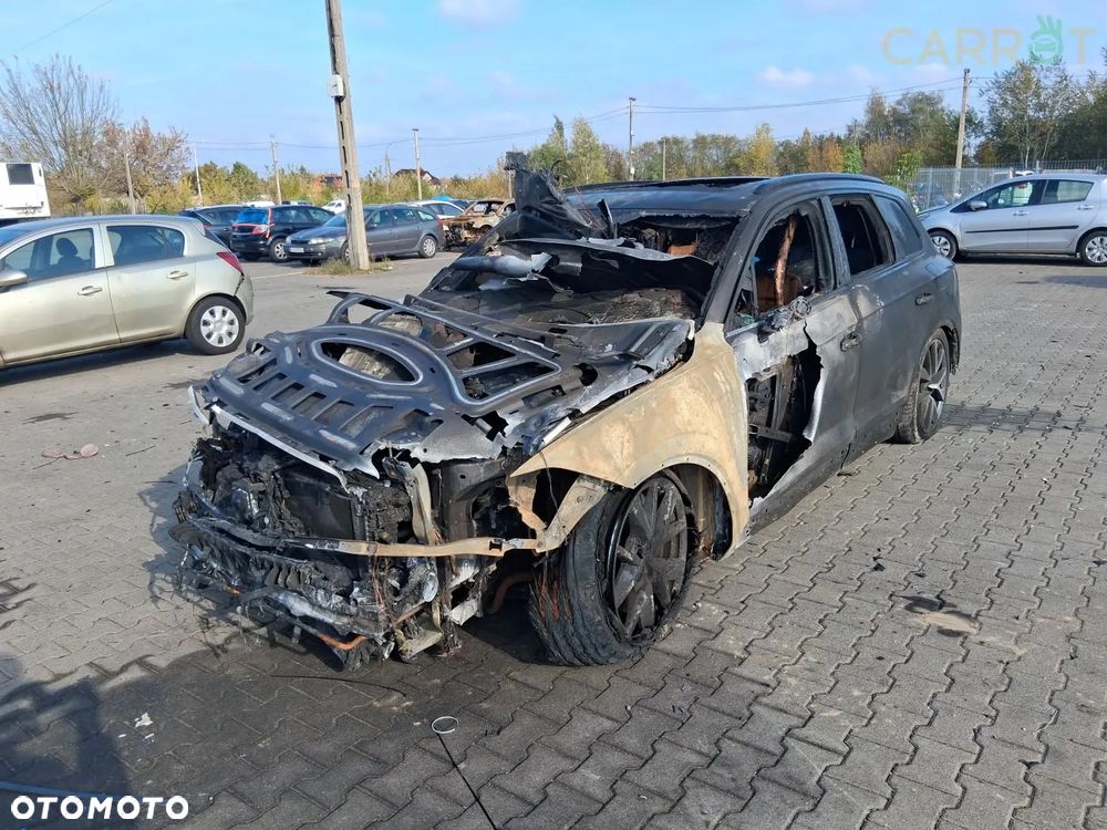 Volkswagen Touareg - 4