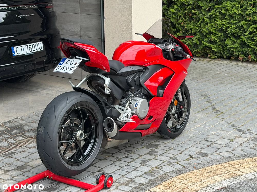 Ducati Panigale V2 - 2