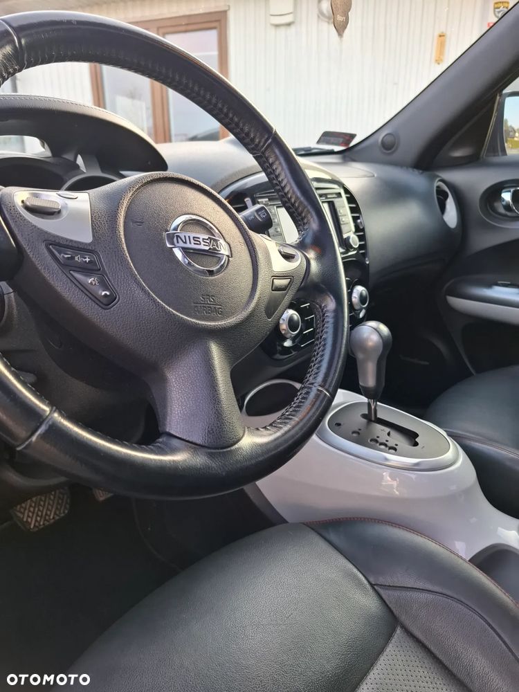 Nissan Juke 1.6 DIG-T ALL-MODE 4x4i Xtronic Tekna - 8