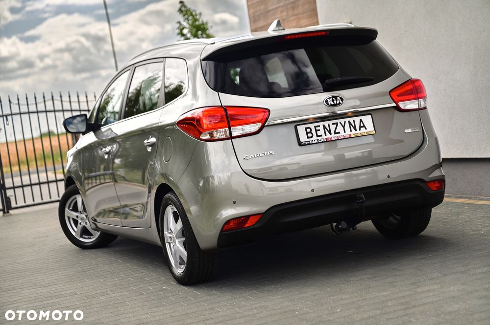 Kia Carens 1.6 GDI Attract - 2
