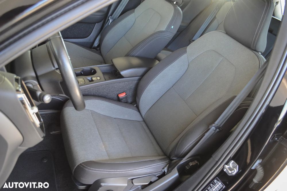 Volvo XC 40 Recharge T4 Twin Engine AT7 Inscription Expression - 25