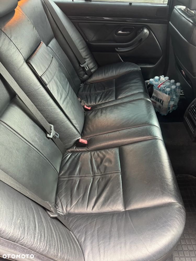 BMW Seria 5 - 12