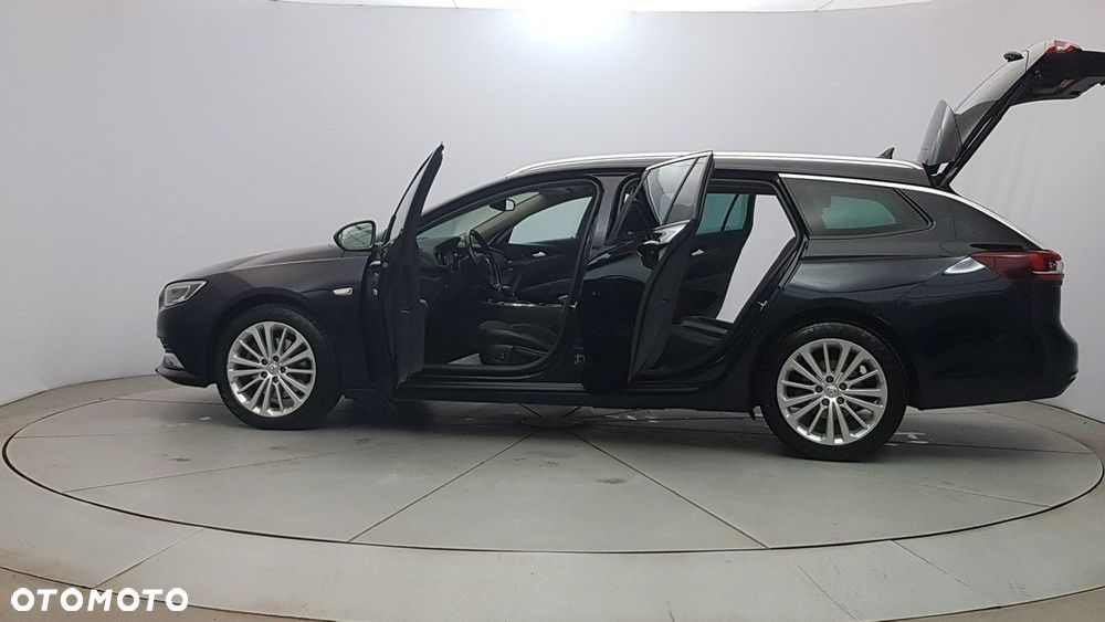 Opel Insignia - 11