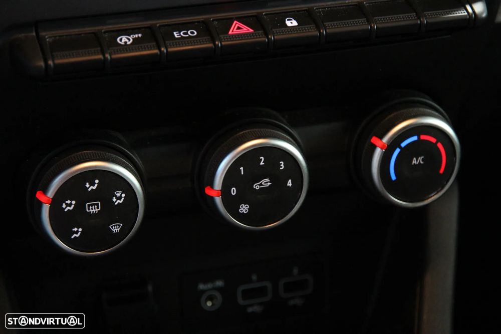 Renault Clio 1.0 TCe Evolution - 12