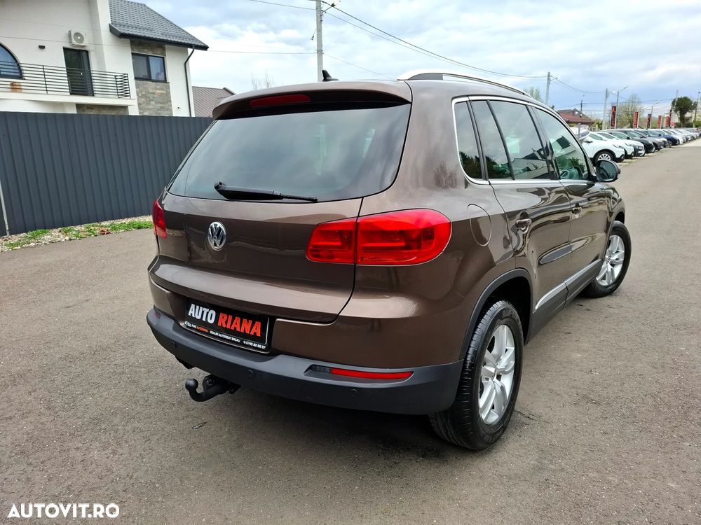 Volkswagen Tiguan 2.0 TDI SCR BlueMotion Technology Lounge Sport & Style - 4