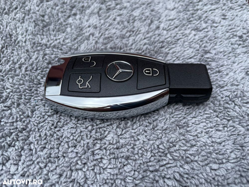 Carcasa cheie telecomanda Mercedes Benz 3 butoane model cromat - 3