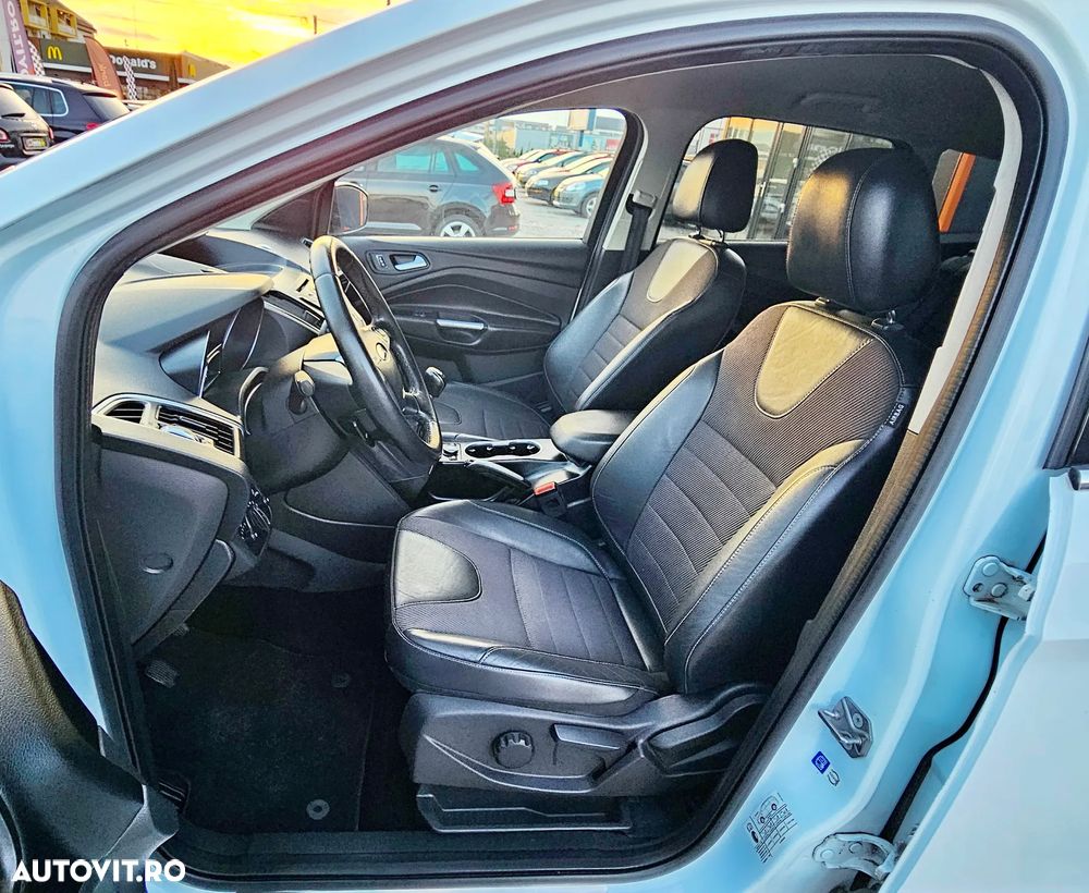 Ford Kuga - 8