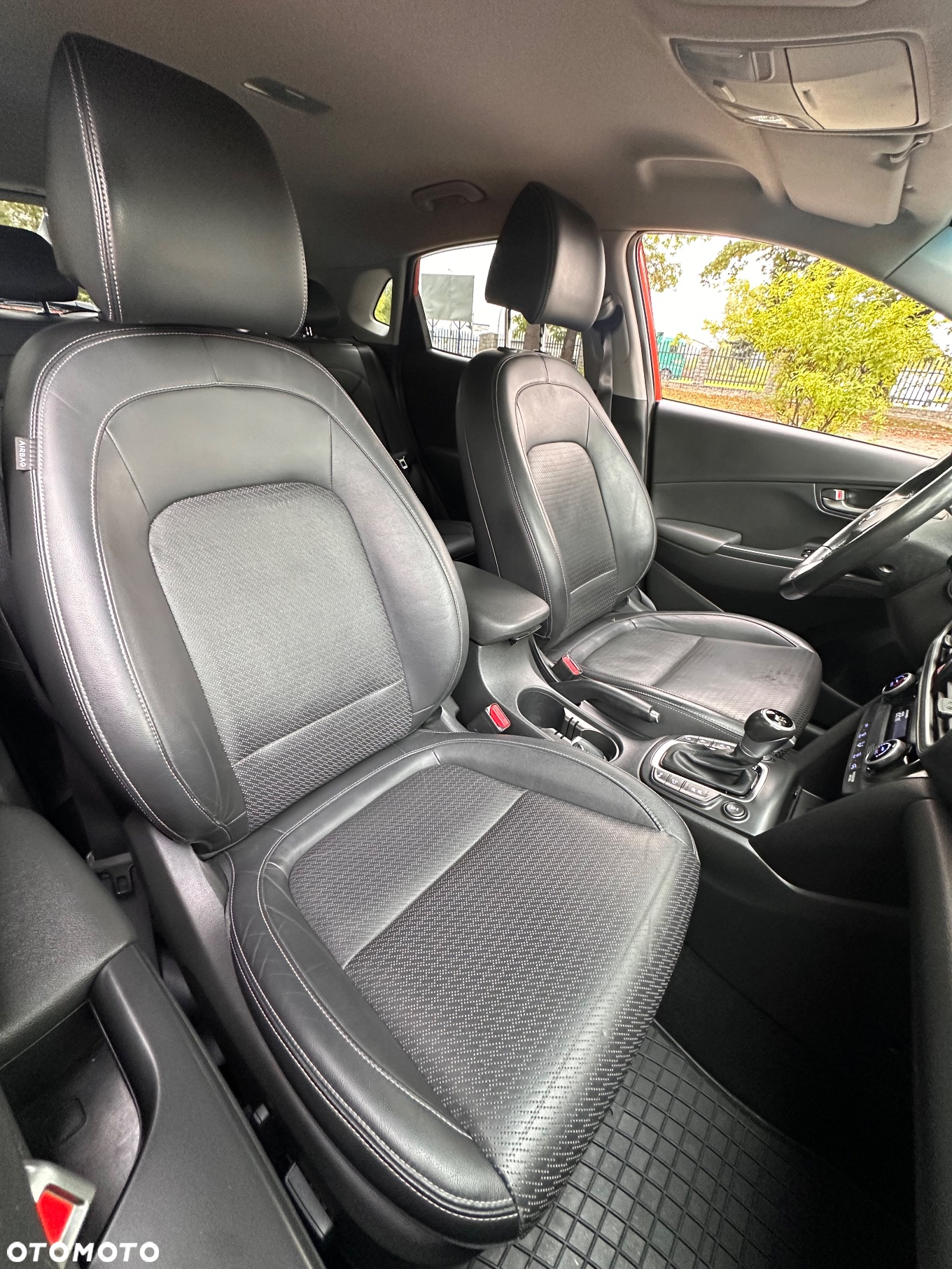 Hyundai Kona 1.6 T-GDI DCT 4WD Premium - 35