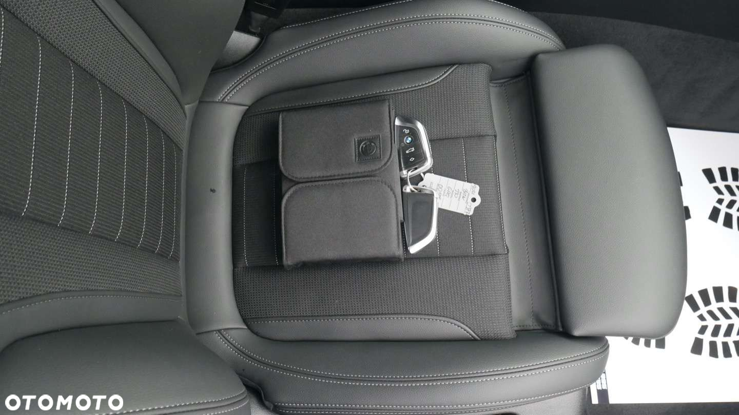 BMW Seria 3 - 25