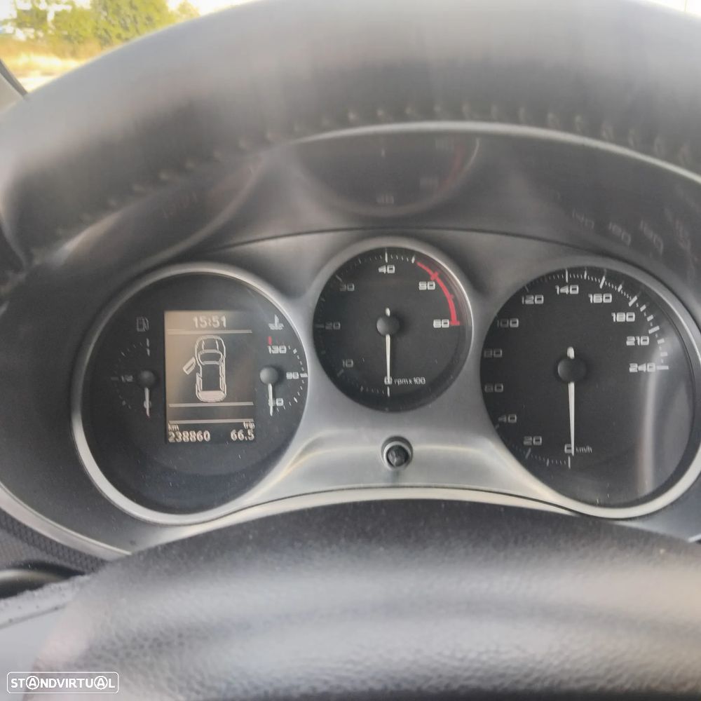 SEAT Leon 1.9 TDI Ecomotive Style - 6