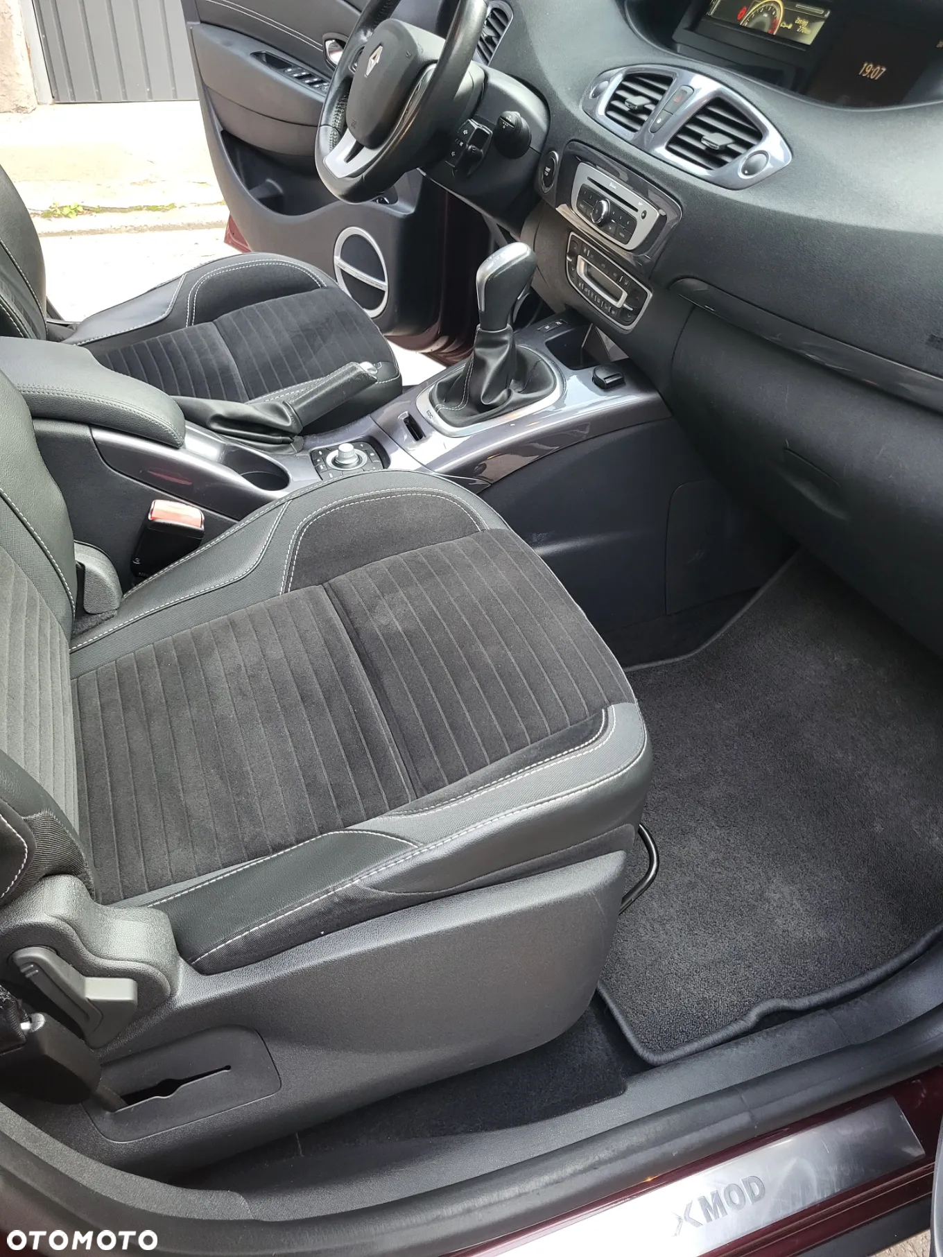 Renault Scenic Xmod 1.5 dCi Bose EDC - 17