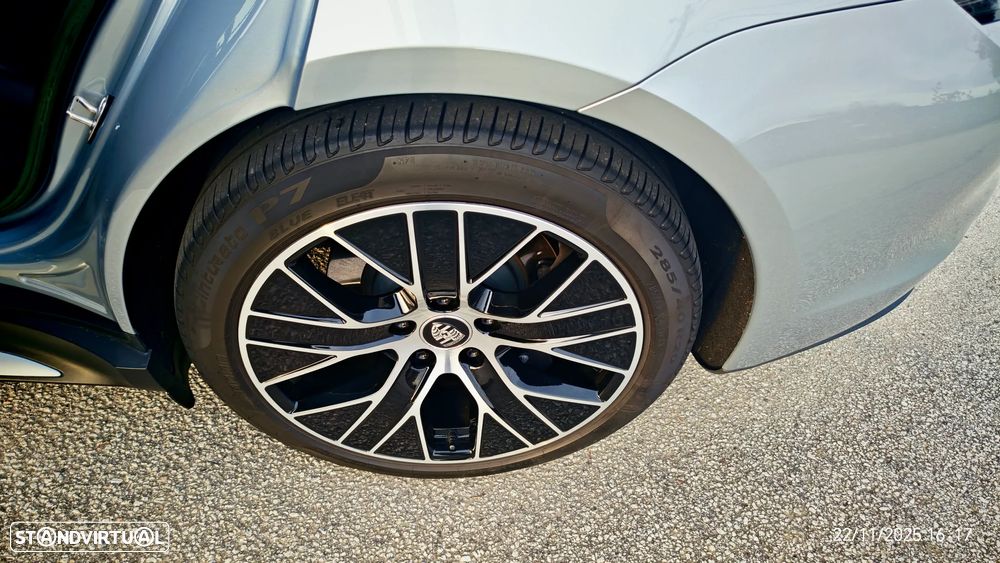 Porsche Taycan Standard - 14