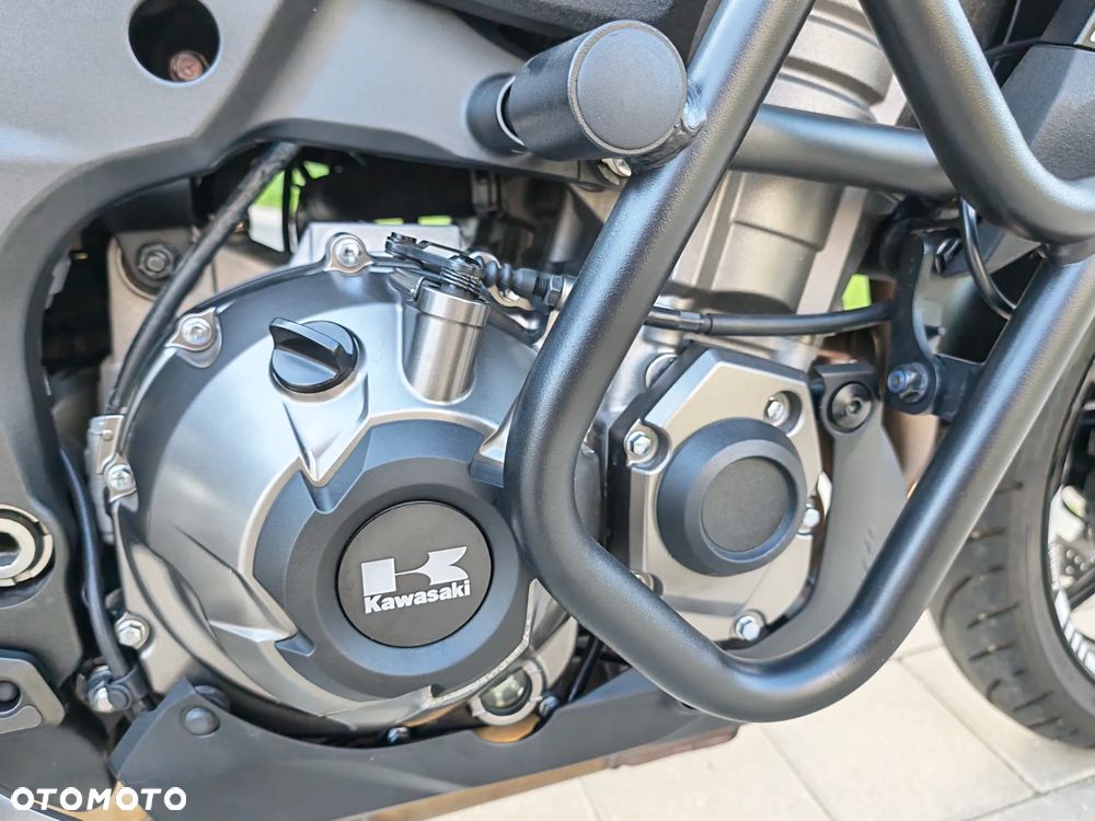 Kawasaki Versys 1000 - 11