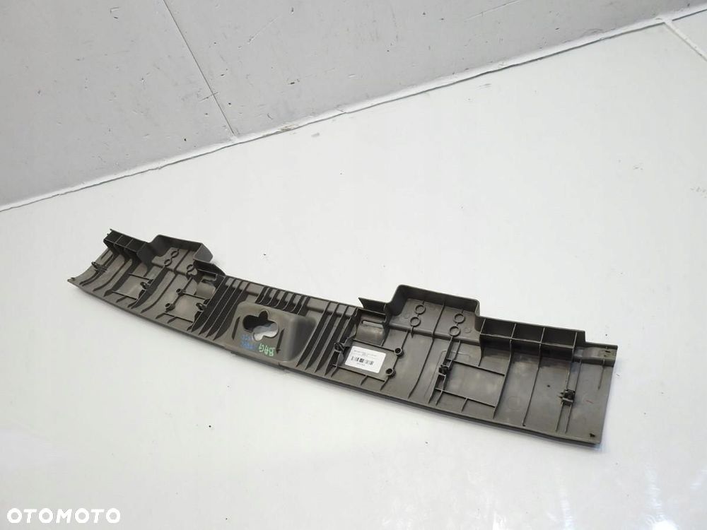 OSŁONA PASA TYLNEGO TYŁ NISSAN X-TRAIL T30 84992EQ000 - 3