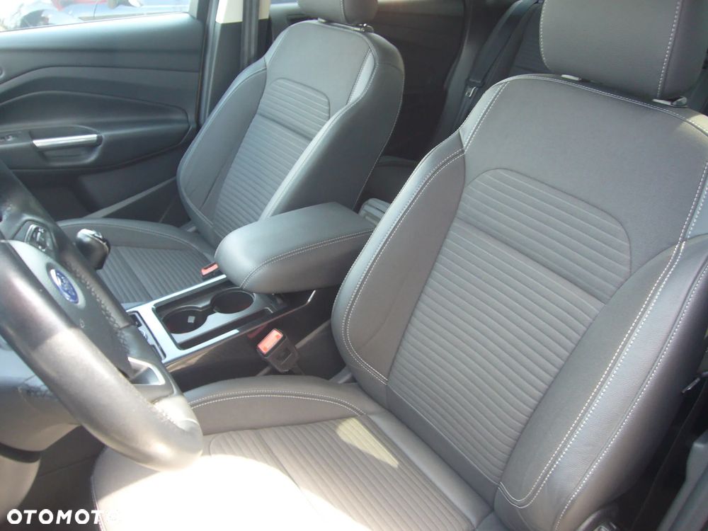 Ford Kuga 1.5 EcoBoost FWD ST-Line - 12