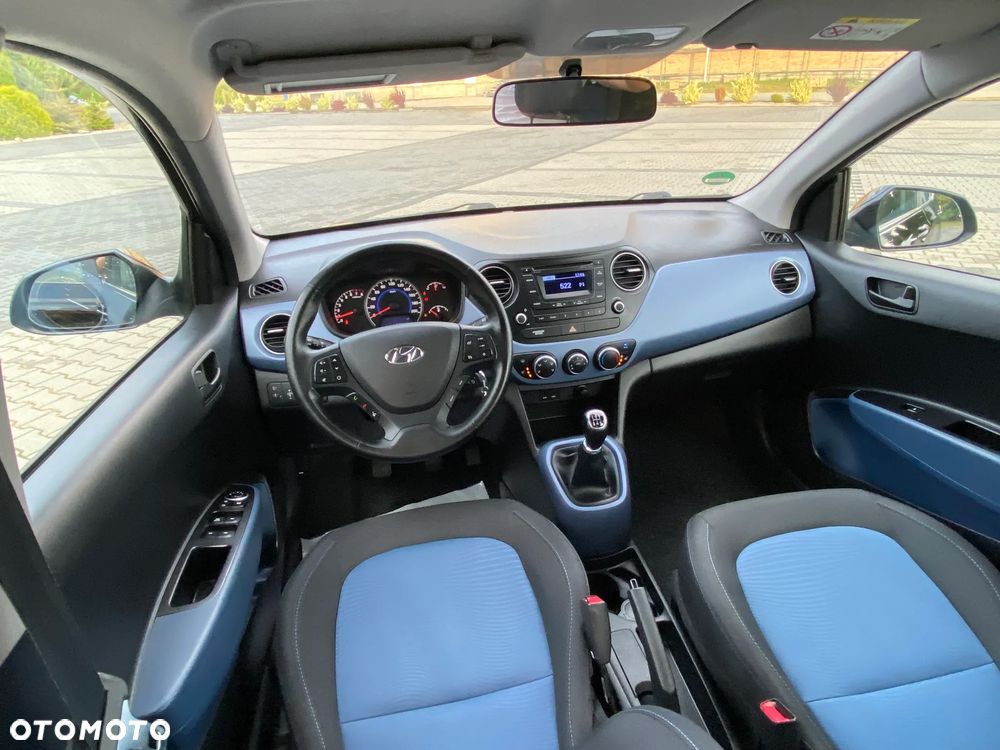 Hyundai i10 1.2 Fifa World Cup Edition - 31
