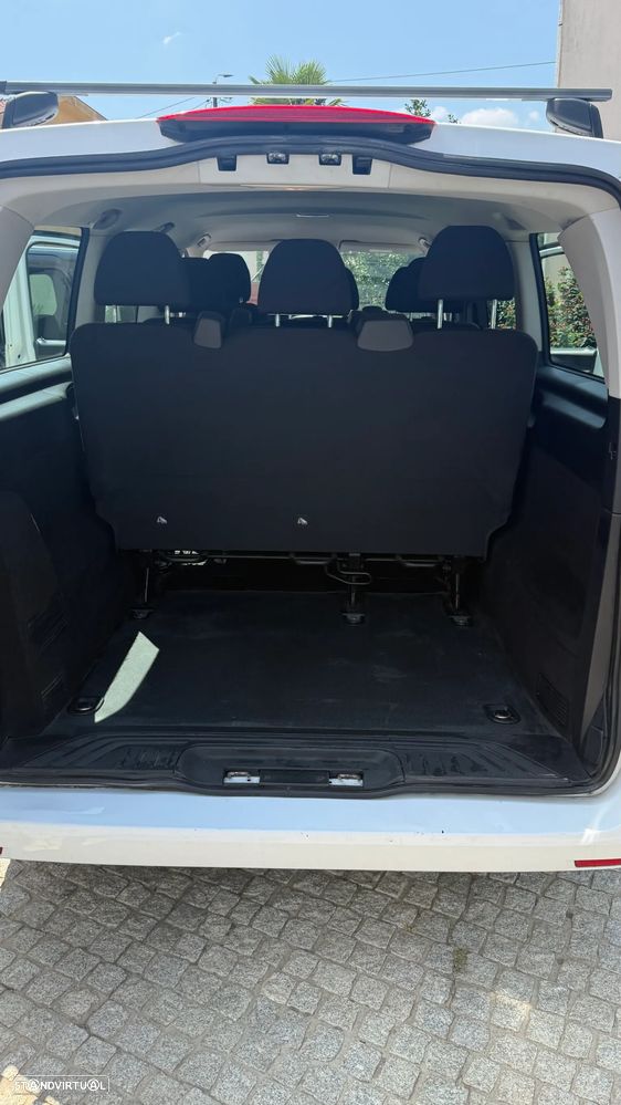 Mercedes-Benz Vito Misto Extra-Longa Aut. PRO - 18