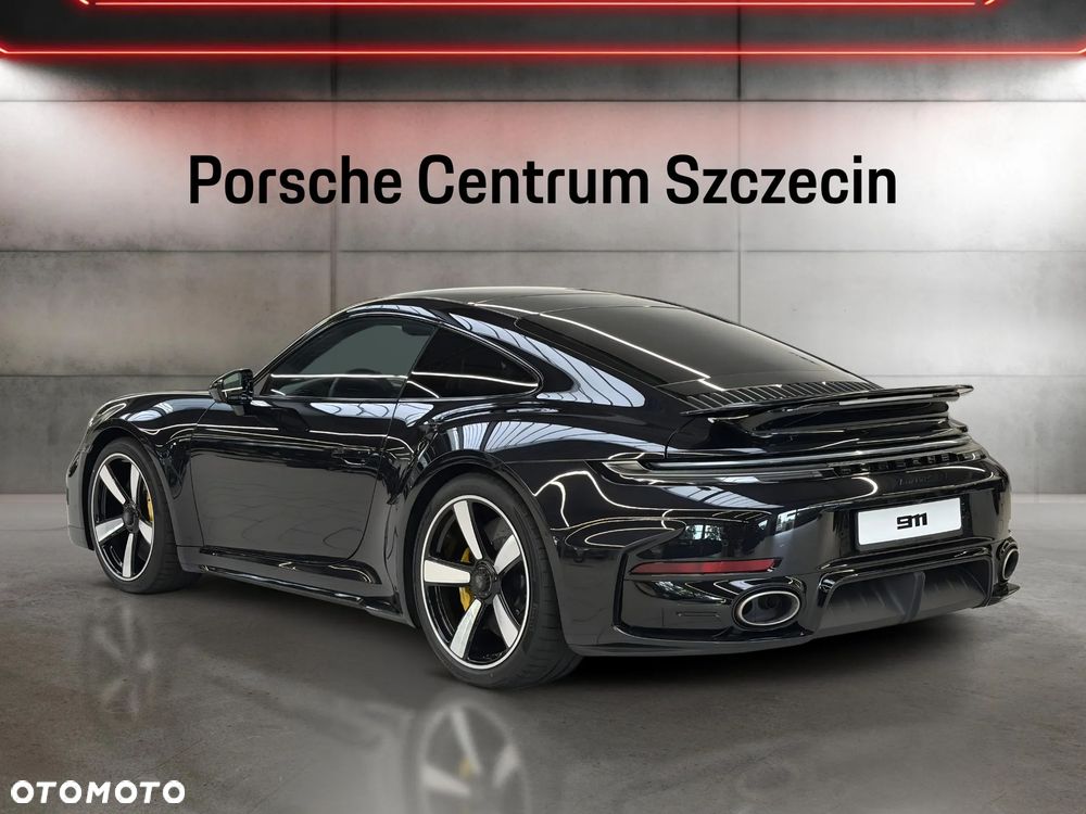 Porsche 911 Turbo S - 4