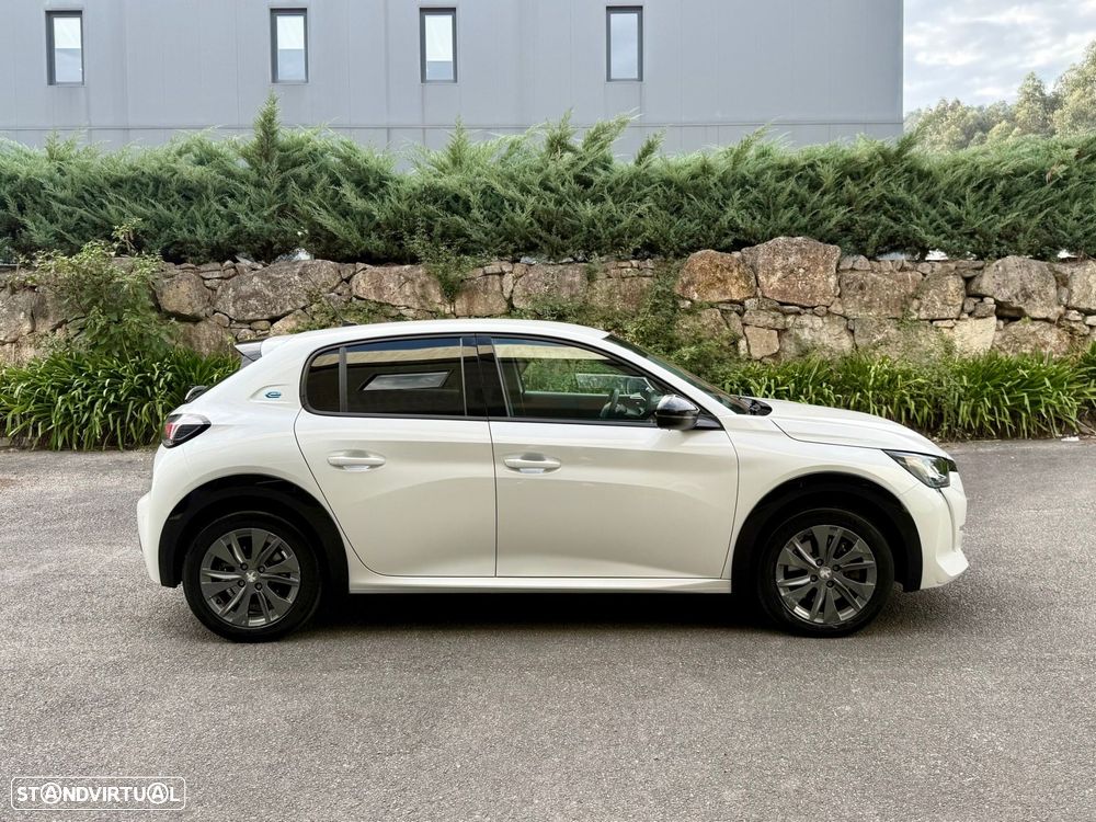 Peugeot e-208 50 kWh Active Pack - 8
