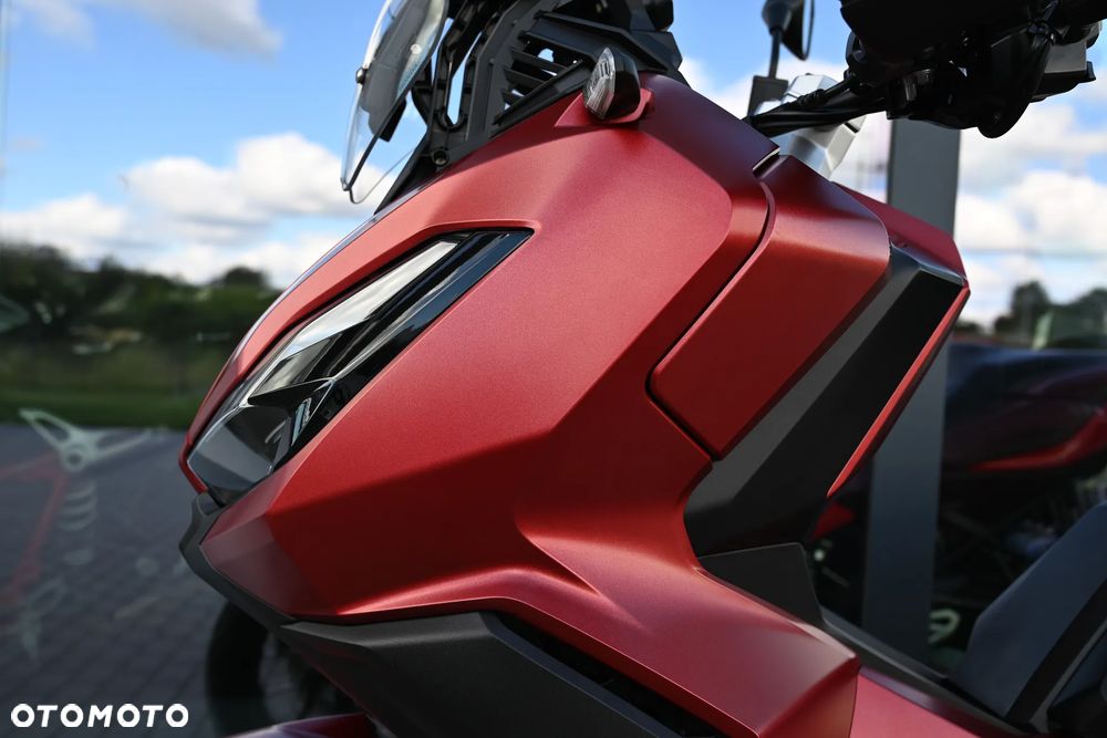 Honda ADV350 - 12