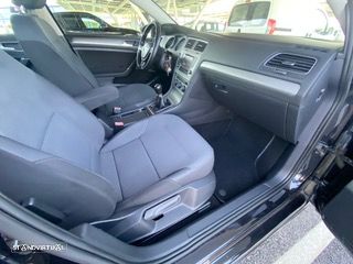 VW Golf Variant 1.6 TDi Confortline - 12