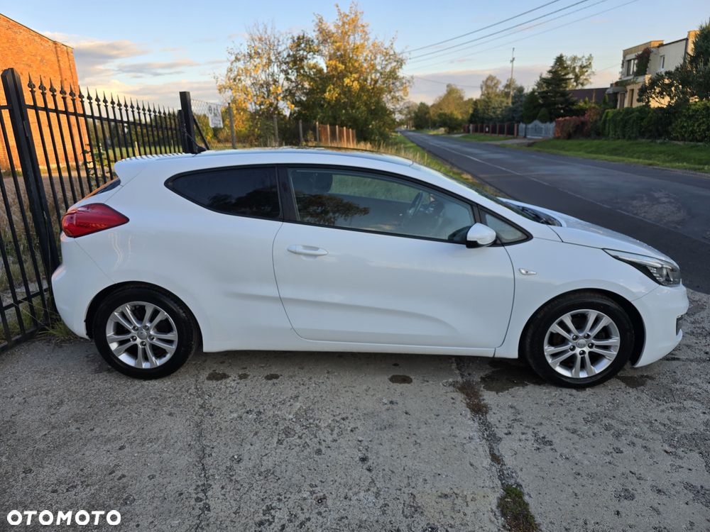 Kia Ceed - 7