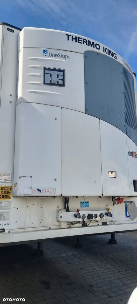 Schmitz Cargobull SKO24 - 4