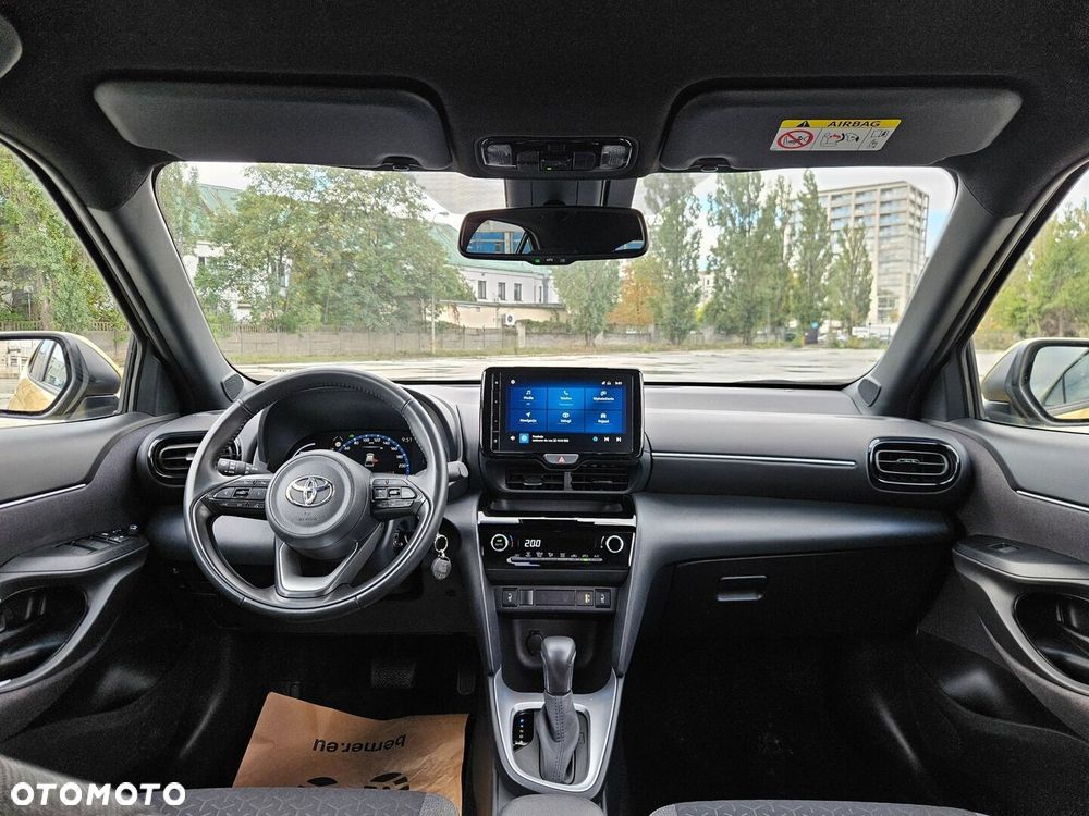 Toyota Yaris Cross Hybrid 1.5 Comfort - 17