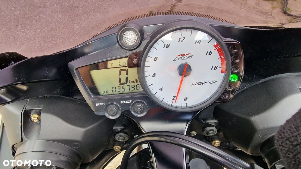 Yamaha R6 - 13