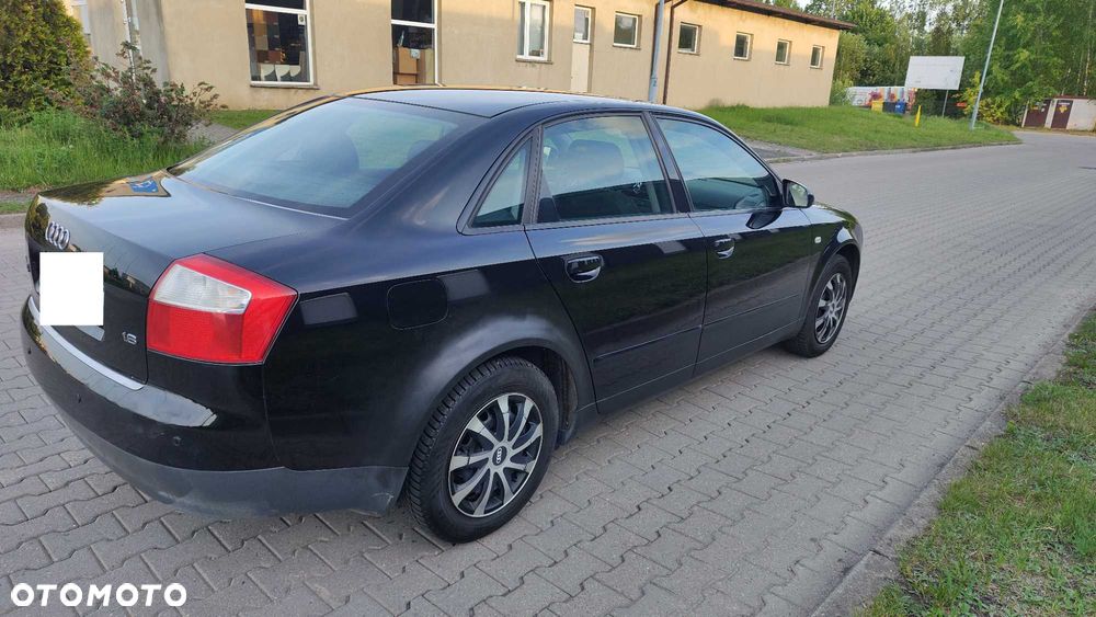 Audi A4 Limousine - 6