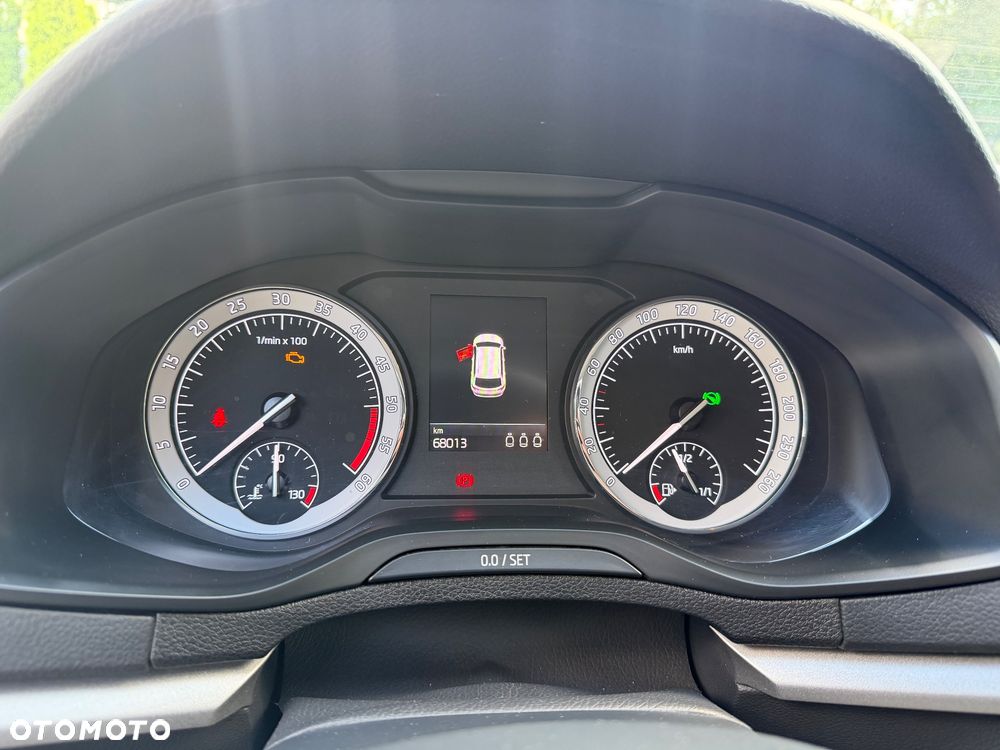 Skoda Karoq 2.0 TDI SCR 4x2 Ambition DSG - 14